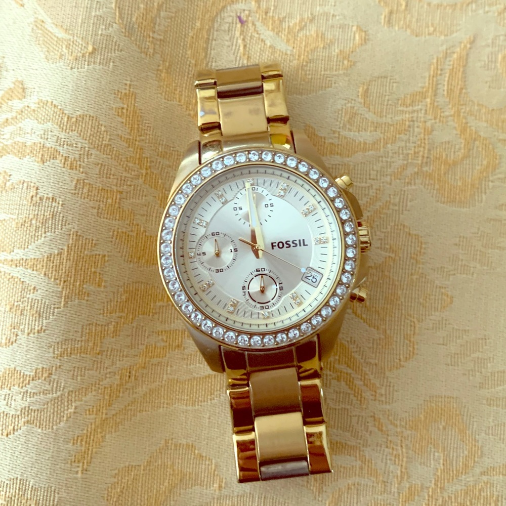 Fossil watch gold